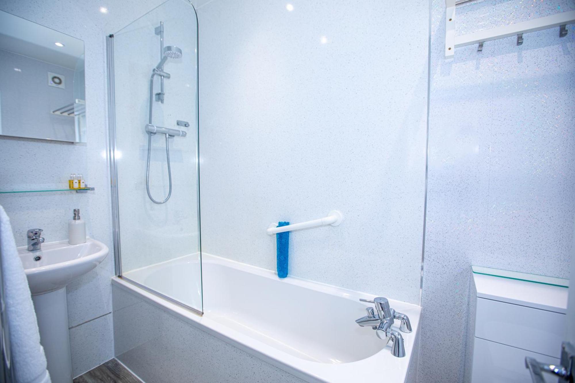 Glebe Street Apartment Leven  Bagian luar foto