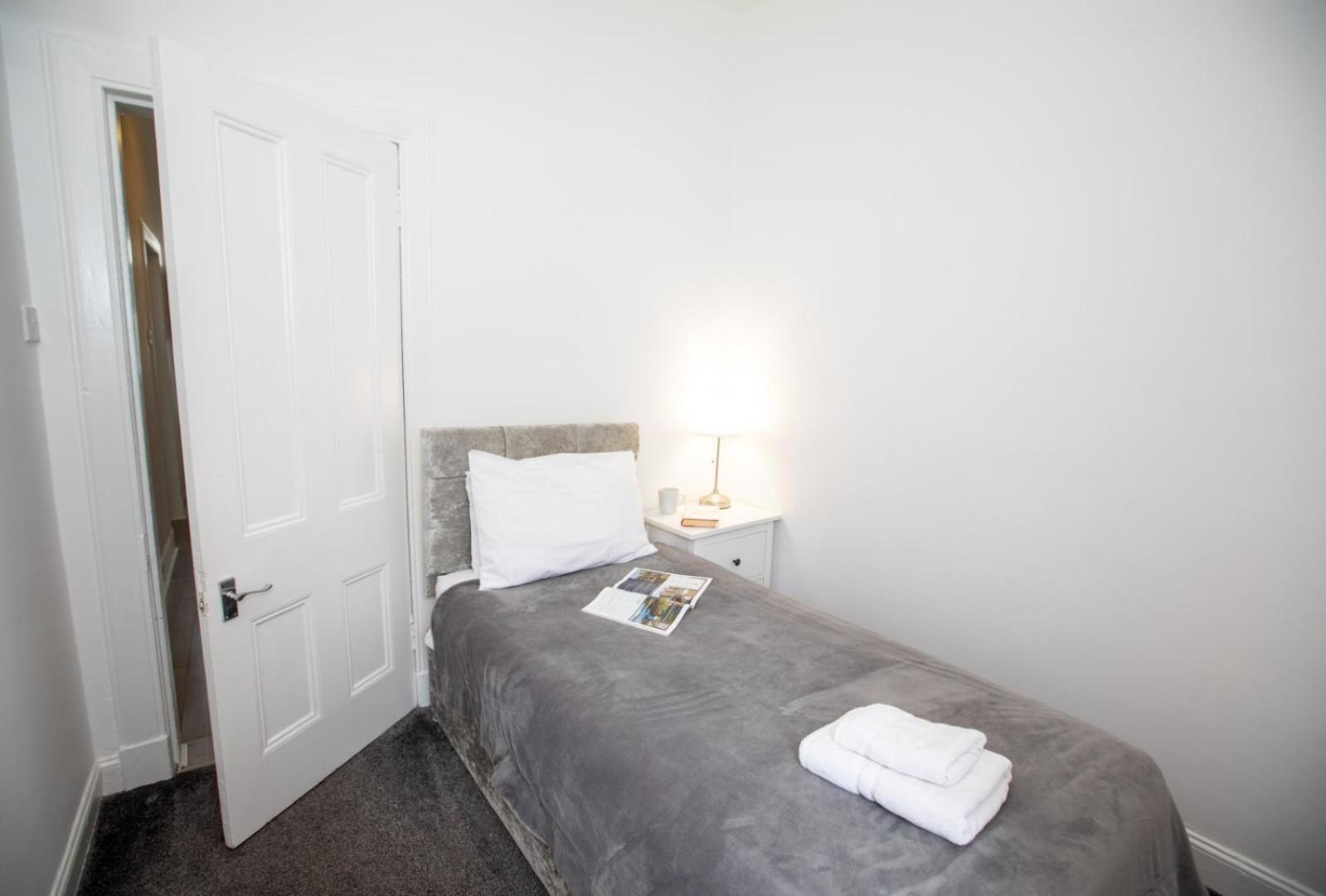Glebe Street Apartment Leven  Bagian luar foto