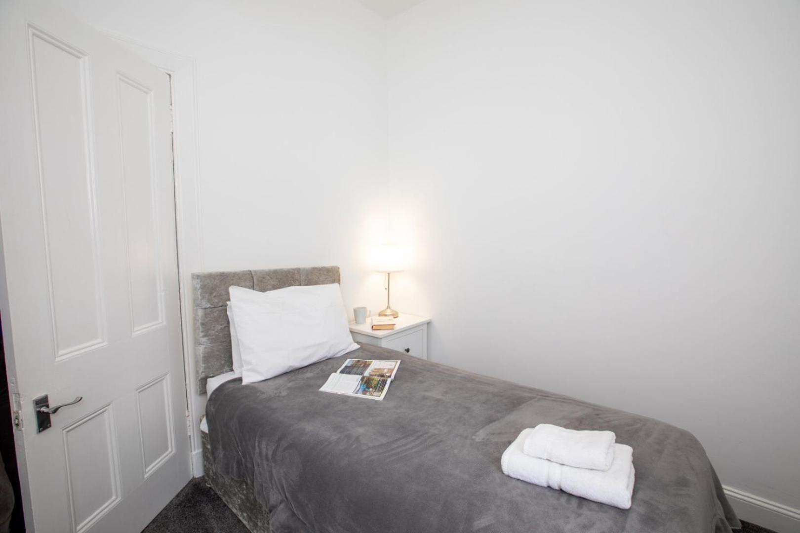 Glebe Street Apartment Leven  Bagian luar foto